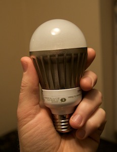 Zetalux 7W light bulb